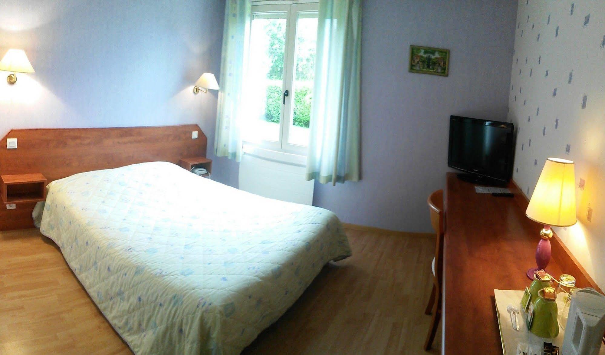 Logis Le Relais De Vacherauville Εξωτερικό φωτογραφία